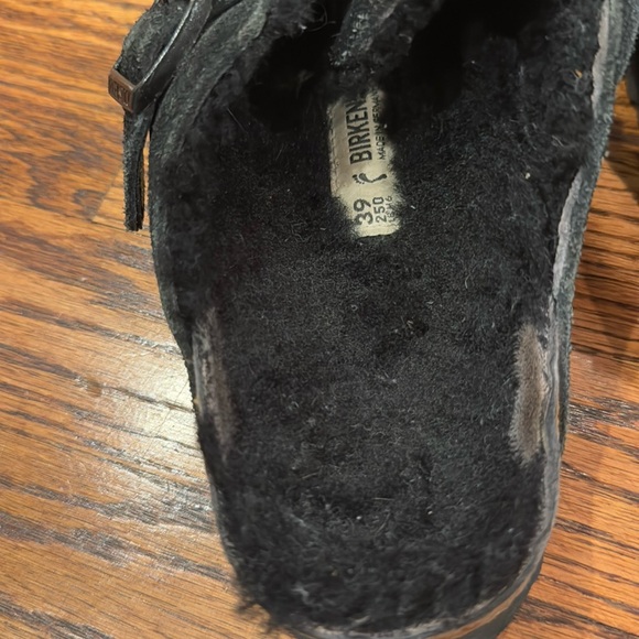 Black Birkenstocks shearling lined clogs size 39 - Picture 3 of 4